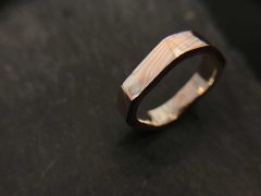 木纹金戒指